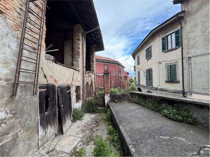 Casa trilocale in vendita in via Dante, Centro, Guanzate
