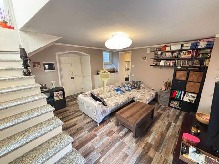 Casa con 5 locali in vendita in Via Giuseppe Garibaldi, Cambiasca