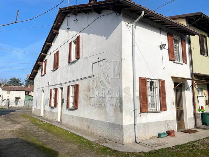Casa con 6 locali in vendita in Via Torino, Centro, Corana