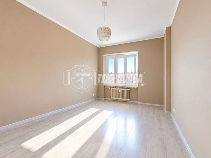 Appartamento trilocale in vendita in Via Adige, Centro, Bra