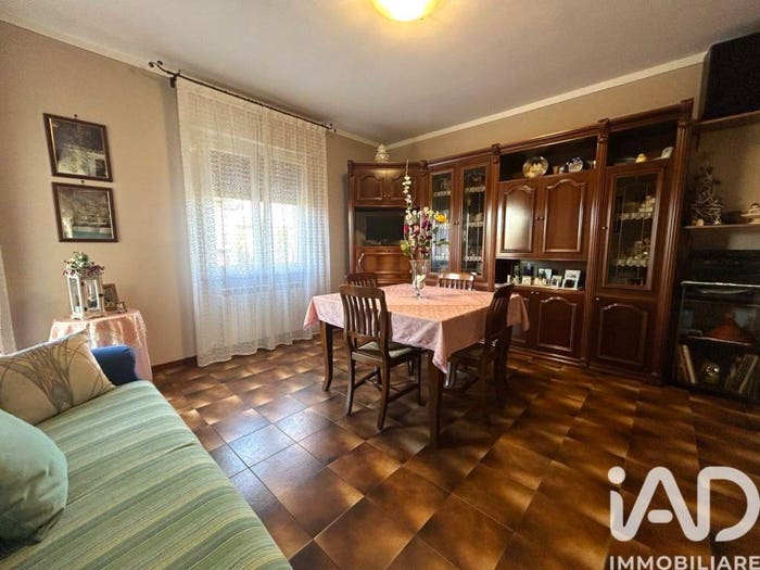 Appartamento quadrilocale in vendita in Via Carpenedolo, Centro, Castiglione delle Stiviere