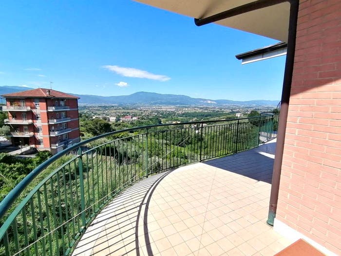 Appartamento trilocale in vendita in Via Ciavattino, Centro, Anagni