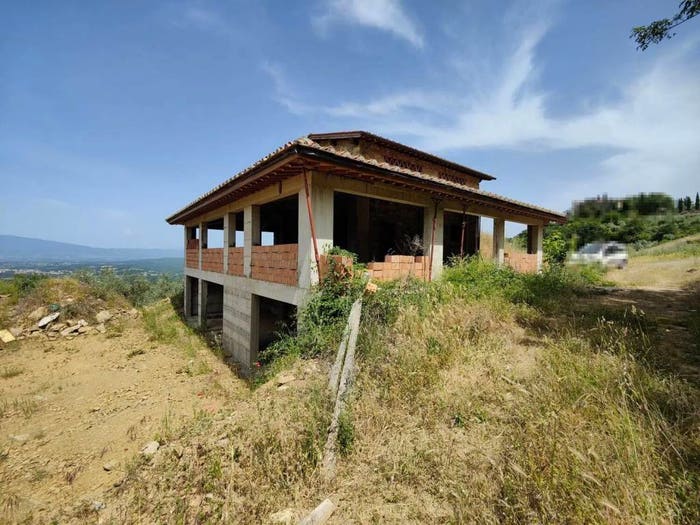 Casa quadrilocale in vendita in Centro, Bucine