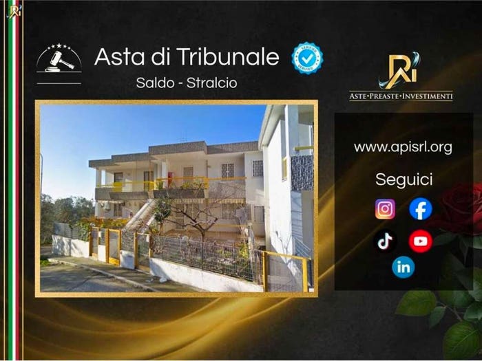 Appartamento quadrilocale in vendita in Via di Vittorio, Rodi Garganico