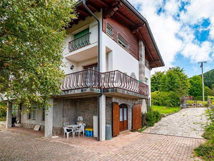 Appartamento bilocale in vendita in Via Cantoniera, Centro, Castione della Presolana