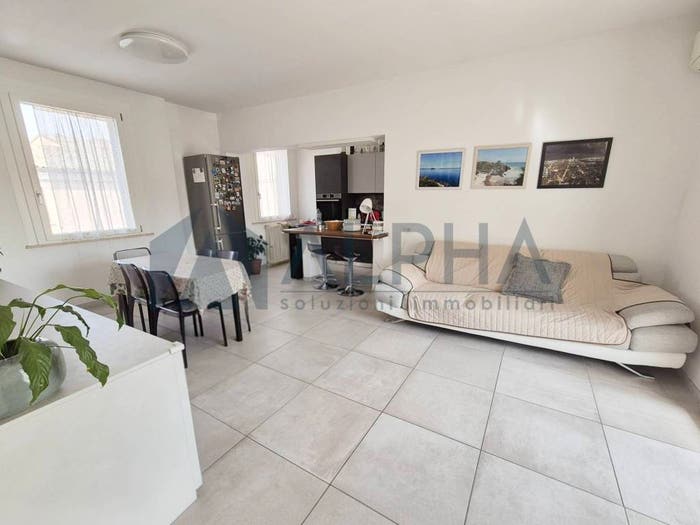 Appartamento trilocale in vendita in Via Enrico Pazzi, Vicoli Redentore, Ravenna