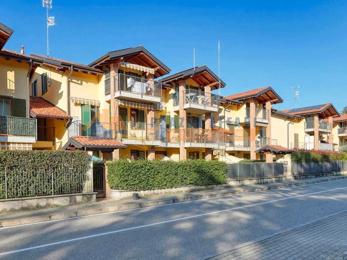 Appartamento trilocale in vendita in Via Monte Cervino, Solbiate Arno