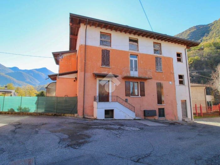 Casa quadrilocale in vendita in Via Tito speri, San Sebastiano, Lumezzane