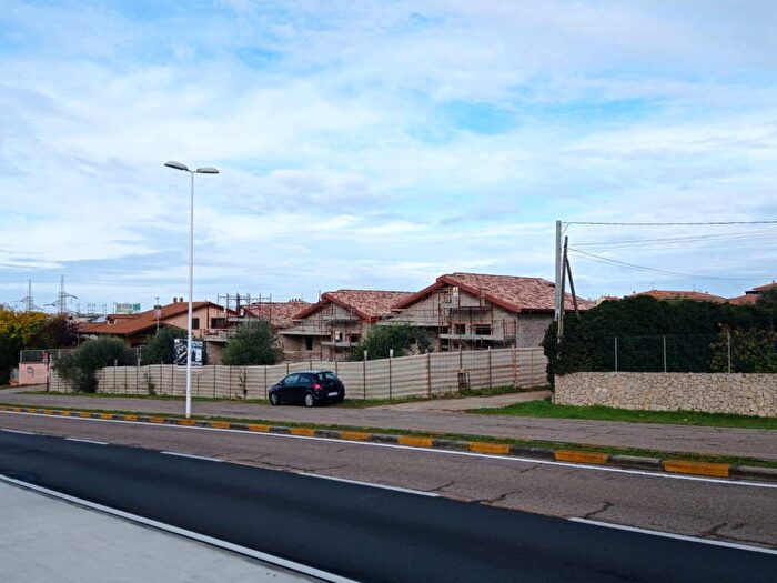 Casa con 6 locali in vendita in Via Giovanni Tedde, Carbonazzi Acquedotto, Sassari