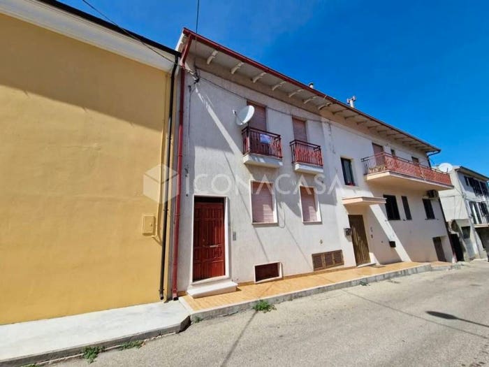 Casa con 5 locali in vendita in Via Piemonte No Number, San Martino in Pensilis