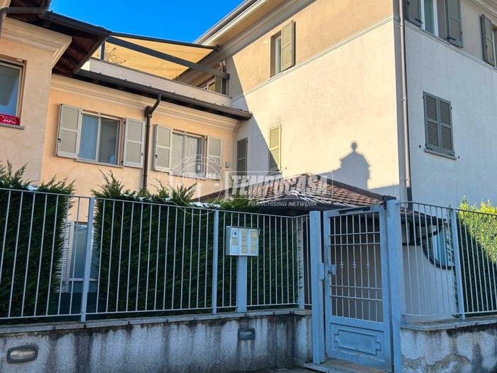Appartamento trilocale in vendita in Via Corinto, Fecchio, Cantù