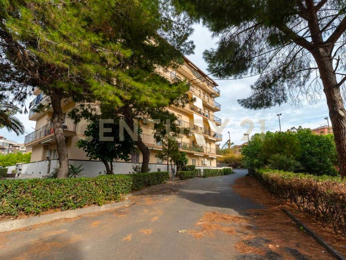 Appartamento trilocale in vendita in Corso Indipendenza, Palermo Indipendenza, Catania