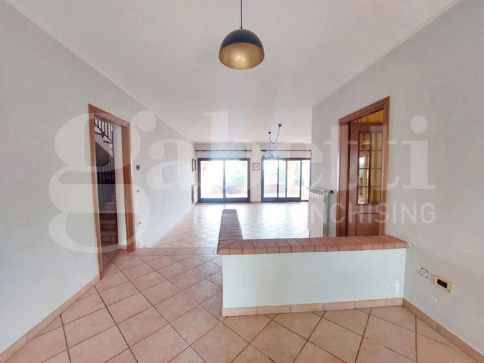 Casa con 6 locali in vendita in Via Giorgio Ambrosoli snc, Montecampano, Amelia