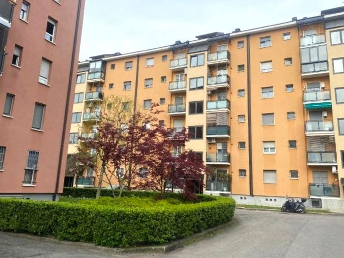 Appartamento trilocale in vendita in Via Ugo Betti Milano MI Italia, Gallaratese, Milano