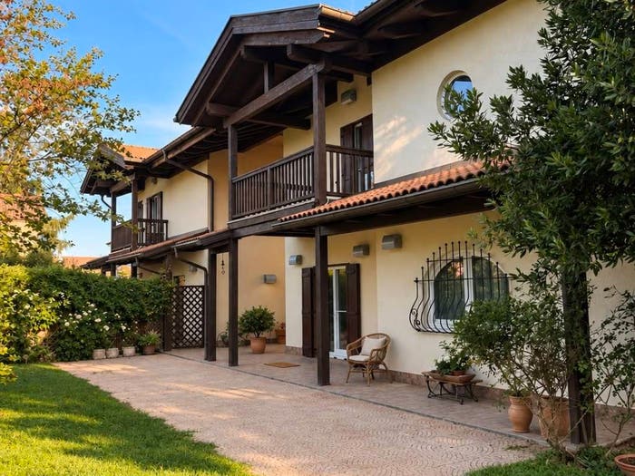 Casa con 6 locali in vendita in Via Libertà, Centro, Gropello Cairoli