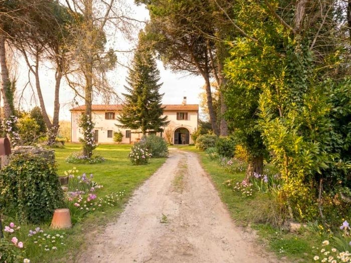 Casa con 6 locali in vendita in Via Poggio Pallone, Fauglia