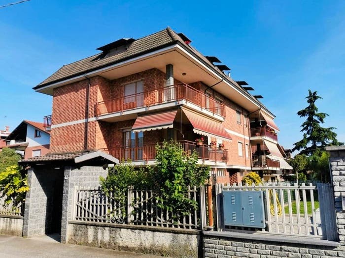 Appartamento quadrilocale in vendita in Via dei Gelsi, Cinzano, Santa Vittoria d'Alba