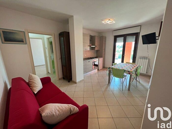 Appartamento trilocale in vendita in Via ugo la malfa, Centro, Fermo