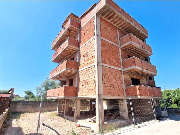 Casa con 6 locali in vendita in via venezia, Mondragone