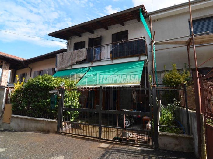 Casa con 5 locali in vendita in Via Salvatore Mura, Centro, Front