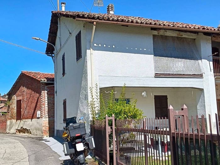 Casa trilocale in vendita in Via Fossale, Centro, Piovà Massaia