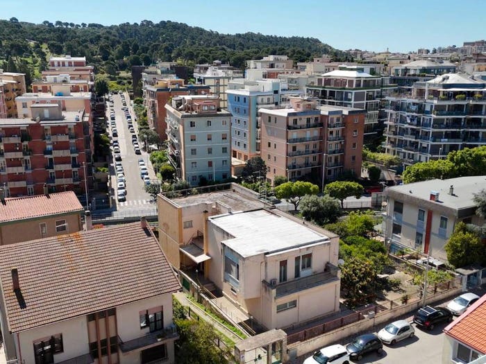 Appartamento con 5 locali in vendita in Via Claudio Monteverdi, San Benedetto, Cagliari