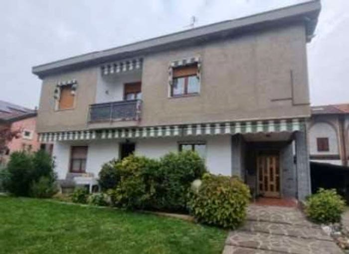 Appartamento bilocale in vendita in Via Isonzo, Centro, Cogliate