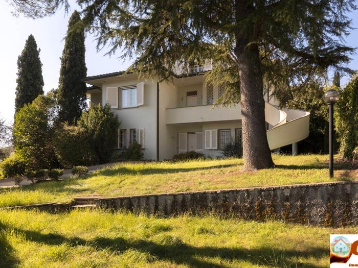 Casa con 6 locali in vendita in Centro, Poggio a Caiano