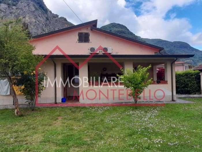 Casa con 6 locali in vendita in Via Montebello, Camaiore Paese, Camaiore