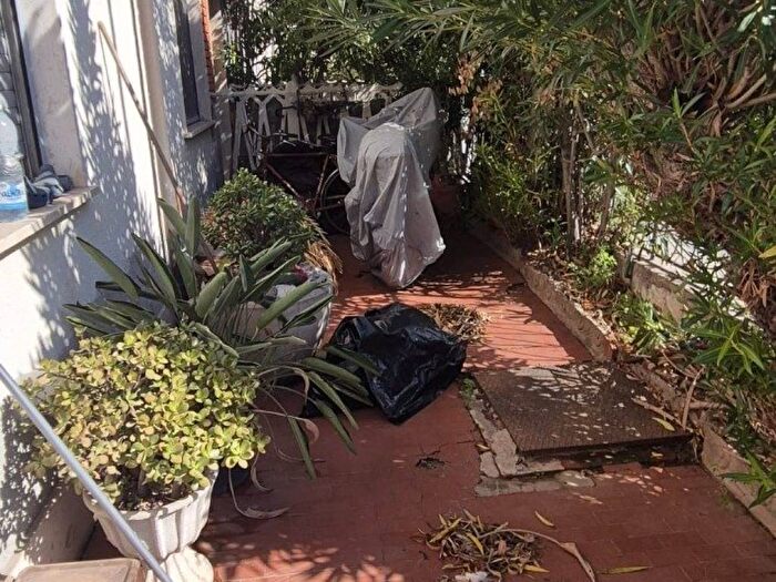 Appartamento con 6 locali in vendita in Marco Polo Don Bosco, Viareggio