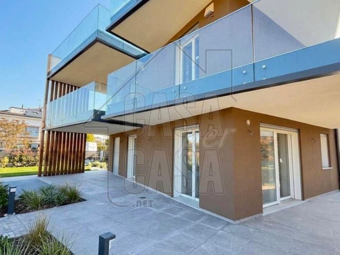 Casa con 6 locali in vendita in VIA ZANELLA, Ferri Santa Maria Annunziata, Albignasego