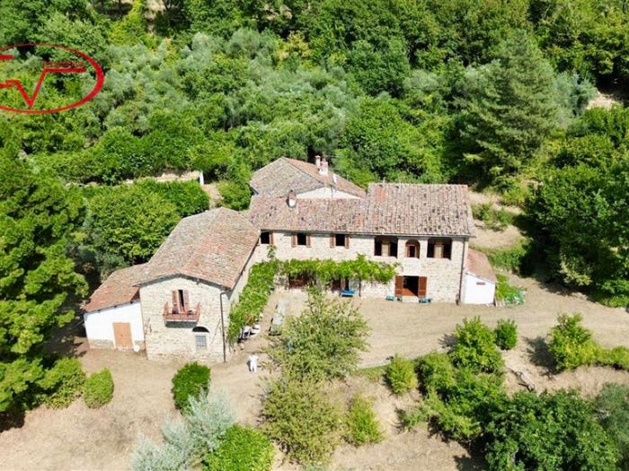 Casa con 6 locali in vendita in Via di Bologna, Castelfranco Piandisco