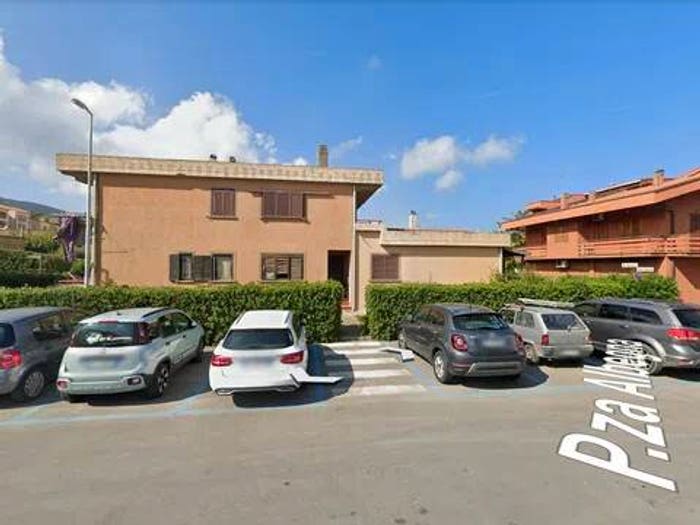 Appartamento bilocale in vendita in Piazza Albegna, Porto Ercole, Monte Argentario