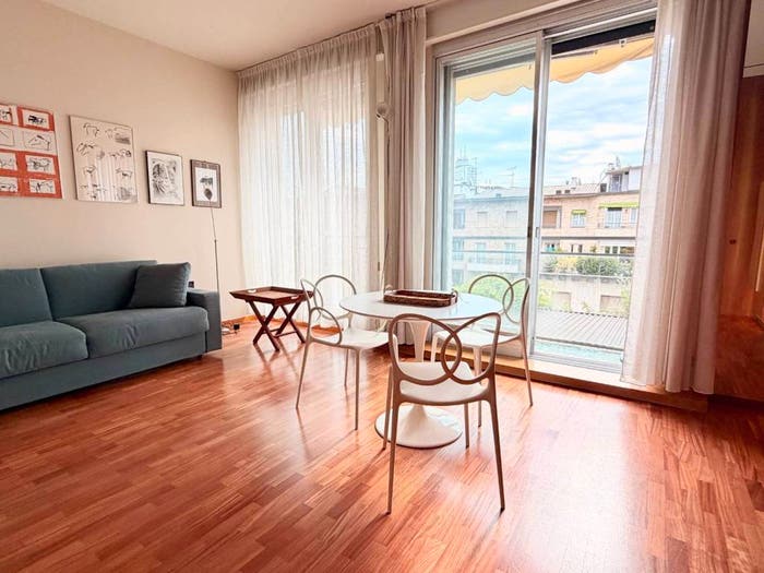 Appartamento bilocale in affitto in Corso di Porta Nuova, Turati, Milano