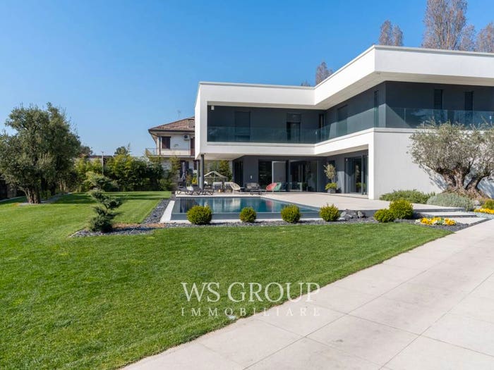 Casa con 6 locali in vendita in Via Rivera, Centro, Carate Brianza