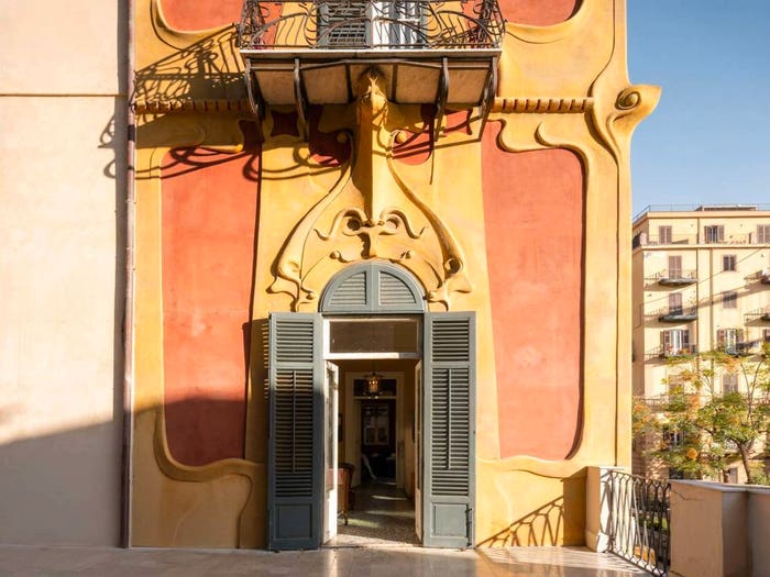 Appartamento con 6 locali in vendita in Via XX Settembre, Politeama Ruggiero Settimo, Palermo
