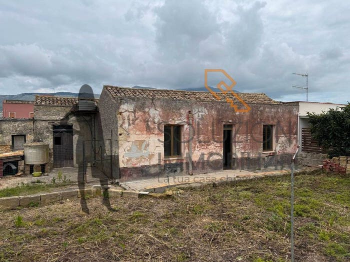 Casa con 5 locali in vendita in Via Giacomo Matteotti, Centro, Buseto Palizzolo