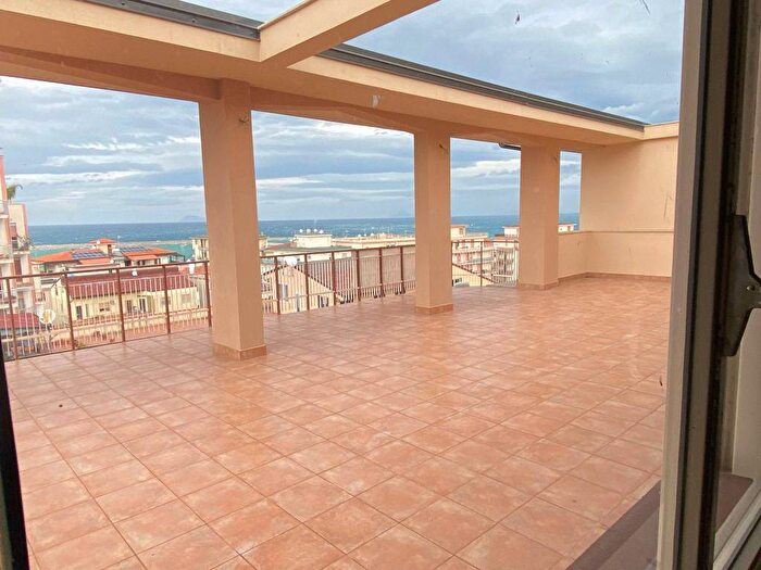 Casa con 6 locali in vendita in Via Medici, Centro, Sant'Agata di Militello