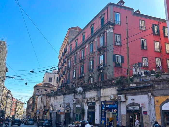 Appartamento con 5 locali in vendita in Via Salvatore Tommasi, Museo, Napoli