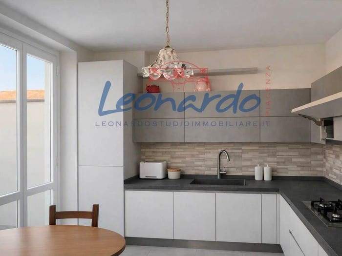 Casa con 5 locali in vendita in Gossolengo