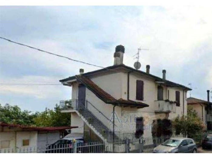 Appartamento con 6 locali in vendita in Via Ravegnana, San Giorgio Pieve Acquedotto, Forlì