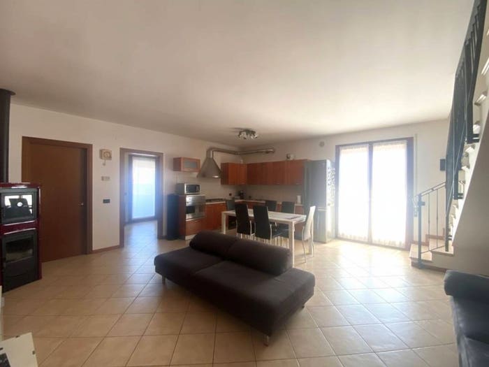 Appartamento quadrilocale in vendita in Via Aldo Moro, Centro, Veggiano