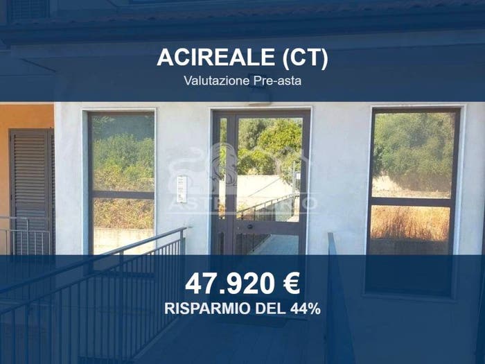 Appartamento con 6 locali in vendita in Via degli Argentieri Acesi, San Giovanni Tupparello, Acireale