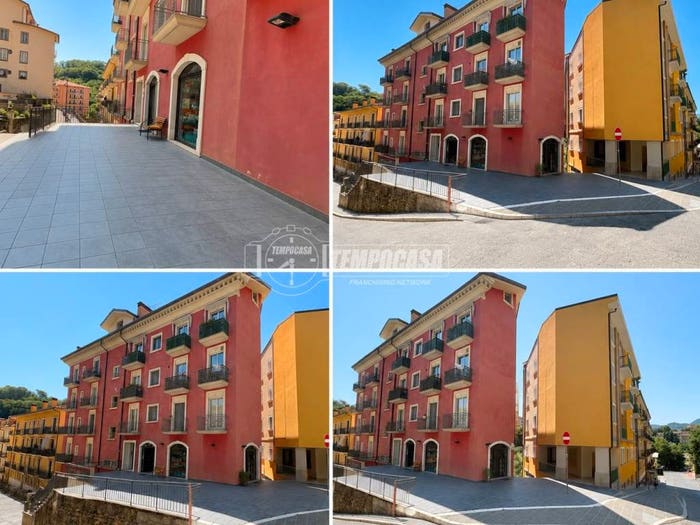 Appartamento con 6 locali in vendita in Fosso Santa Lucia, Emanuele II C Colombo Morelli e Silvati, Avellino