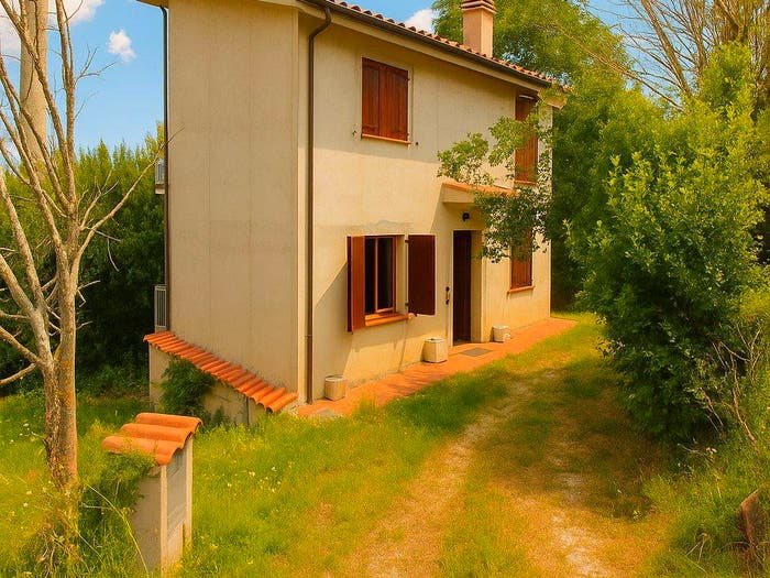 Casa con 5 locali in vendita in Belvedere Ostrense
