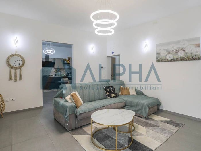 Casa con 5 locali in vendita in Via Francesco Baracca, Ronco, Forlì