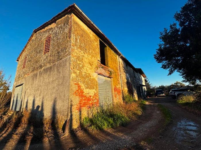 Casa con 6 locali in vendita in Via Vecchia Fiorentina, Masiano, Pistoia