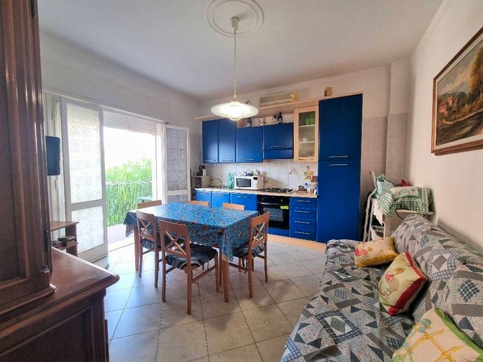 Appartamento quadrilocale in vendita in Via Saponiera, Centro, Diano Marina
