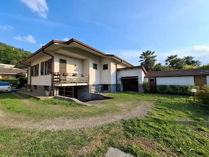 Casa con 6 locali in vendita in Centro, Orta San Giulio