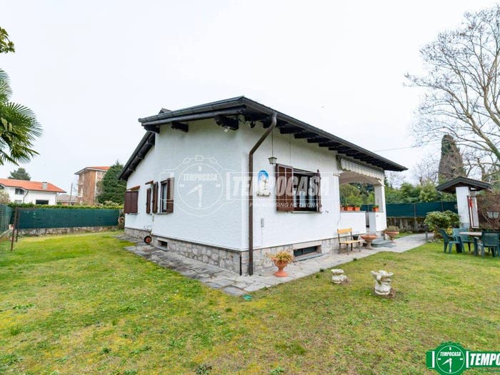 Casa trilocale in vendita in Via Campi Elisi, Centro, Lesa